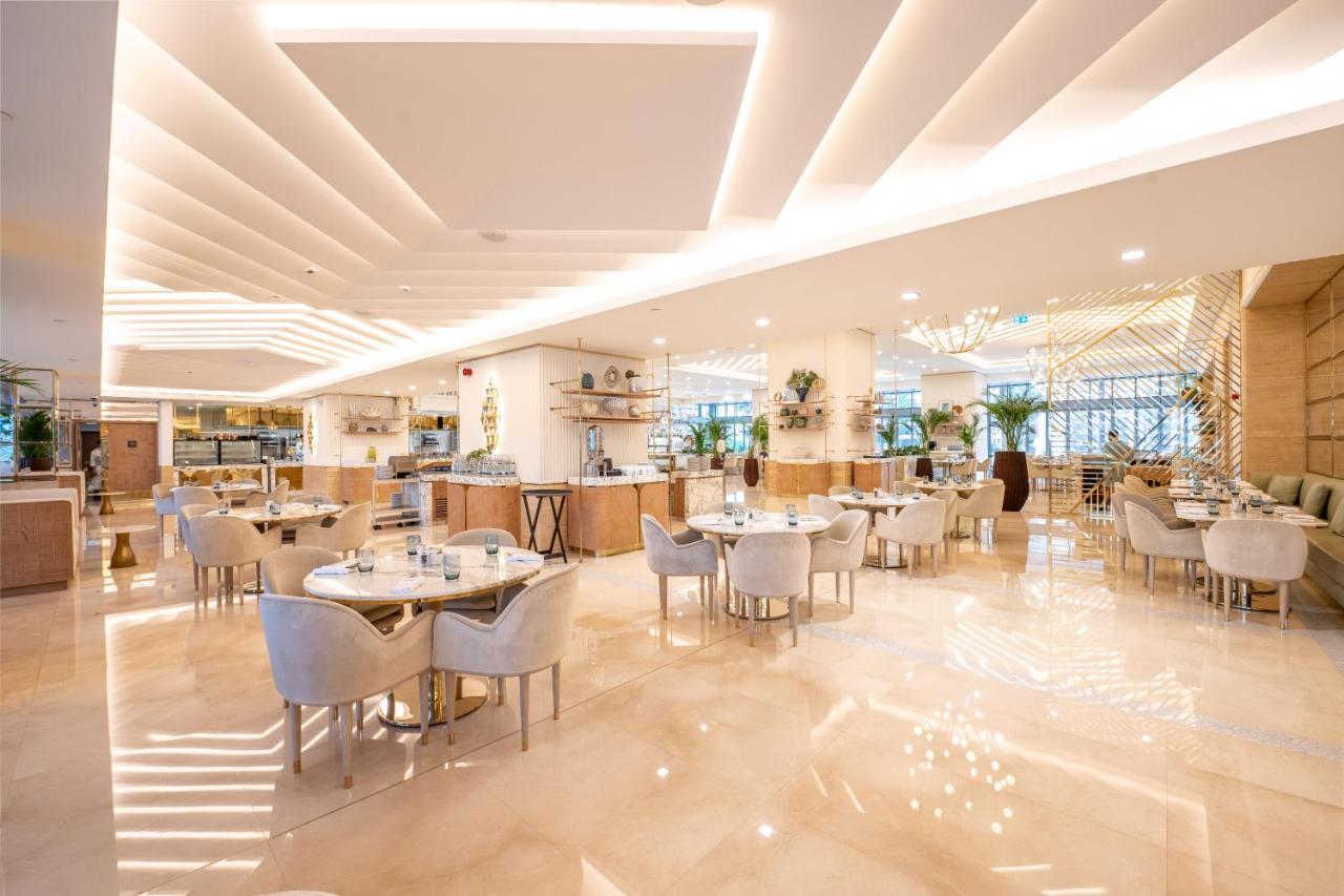 Ultra Luxury Palm Tower With Shared Hotel Facilities Dubai Exterior photo