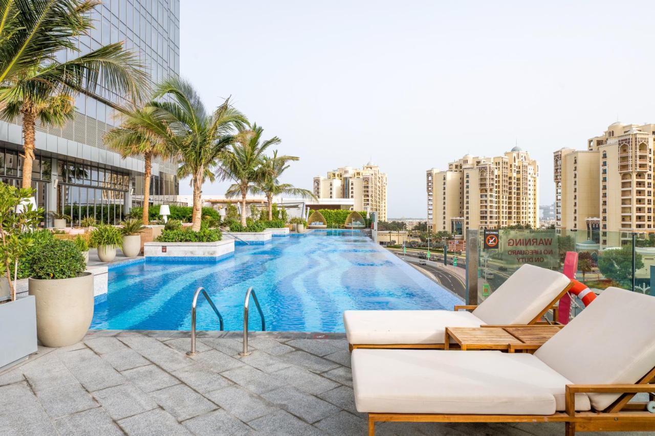 Ultra Luxury Palm Tower With Shared Hotel Facilities Dubai Exterior photo