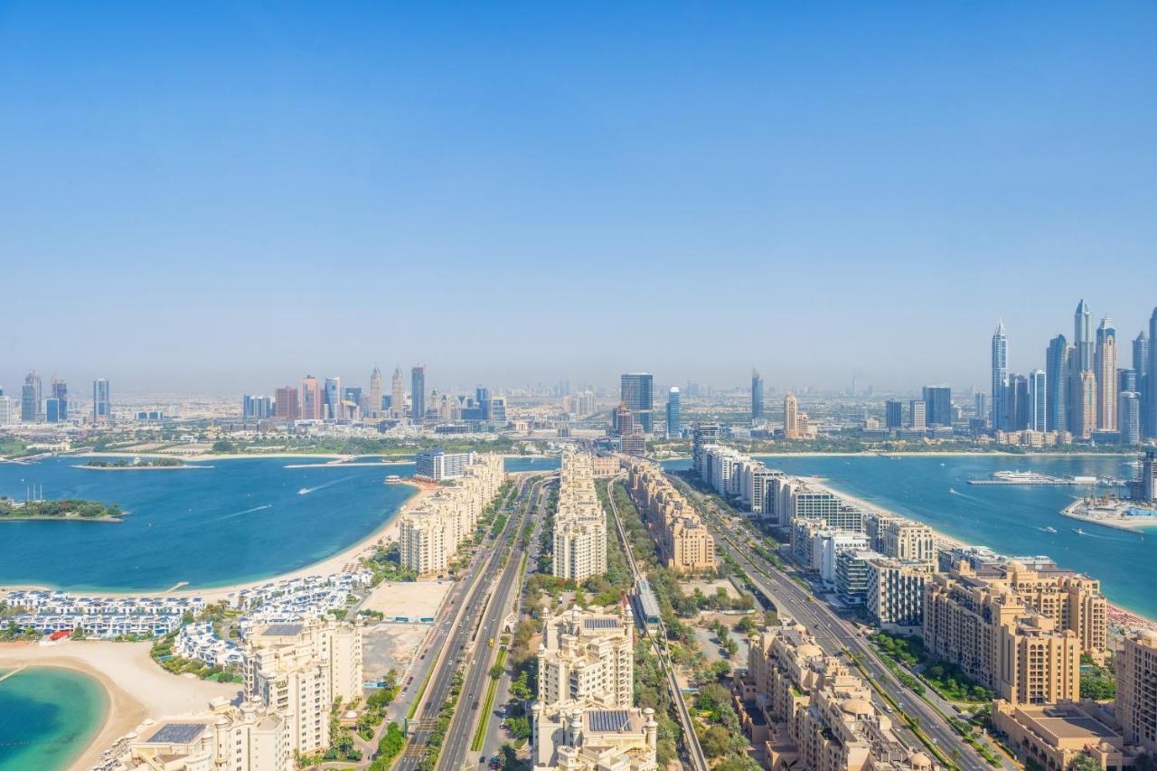 Ultra Luxury Palm Tower With Shared Hotel Facilities Dubai Exterior photo
